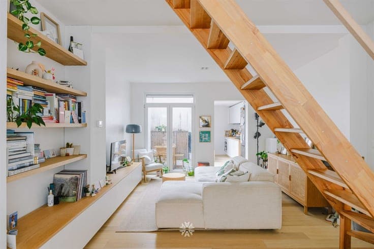 Instapklare woning met drie slaapkamers en gezellige buitenk