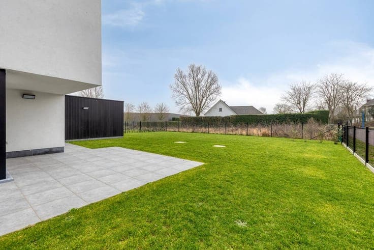 Fully finished new-build villa with 3 bedrooms in Sint-Idesb
