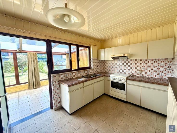 op te frissen woning met 3 slpks
