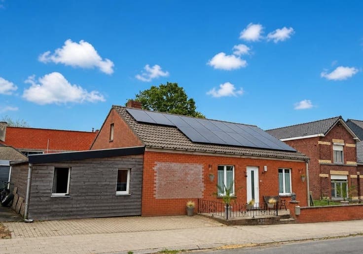 House in Leuze-en-Hainaut
