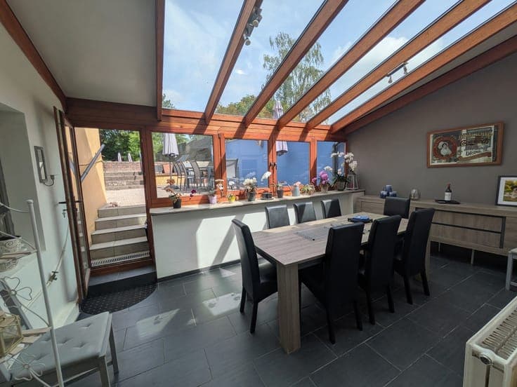 Genval: 5B-Rooms family home with pool & garden