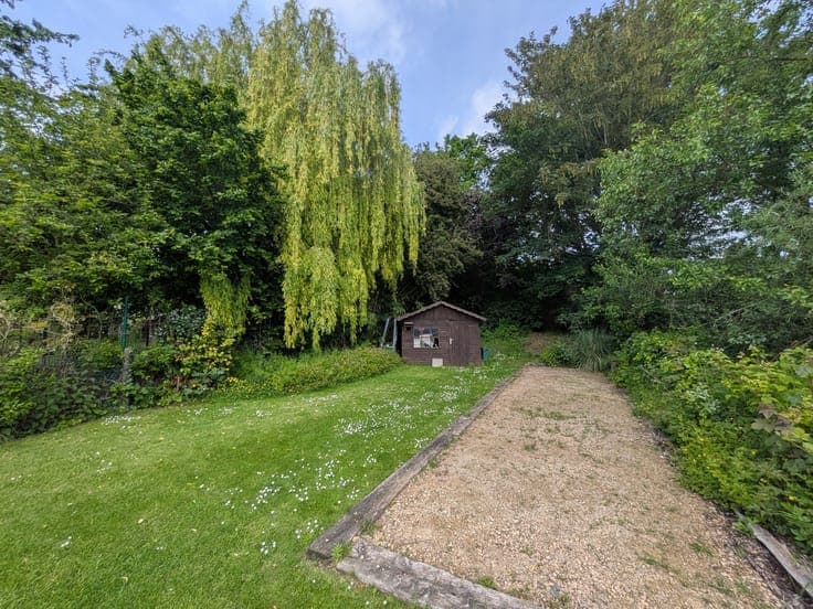 Genval: 5B-Rooms family home with pool & garden