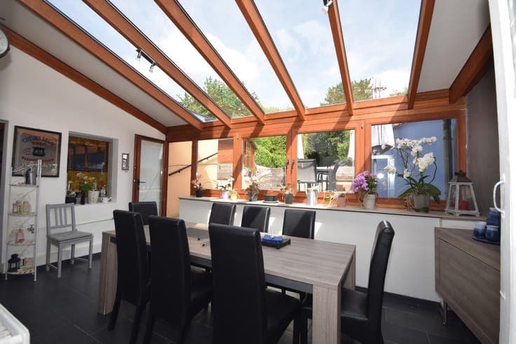 Genval: 5B-Rooms family home with pool & garden