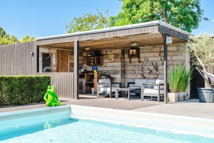 Gezellige 4-slaapkamerwoning met tuin & zwembad