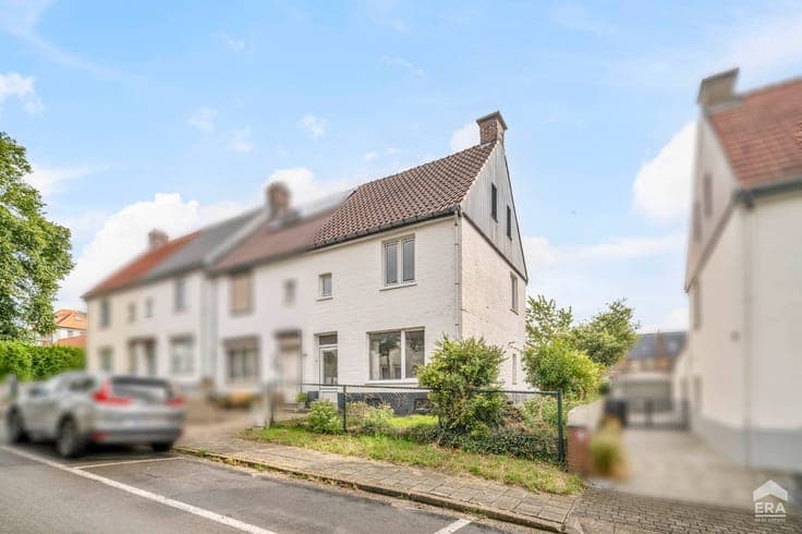 Semi-detached house near Genk city centre