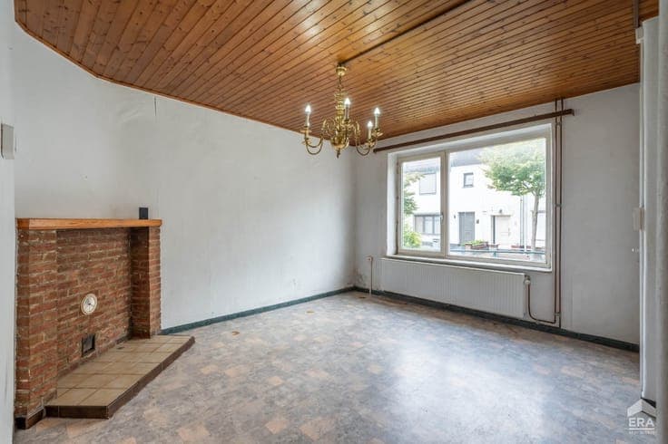 Semi-detached house near Genk city centre