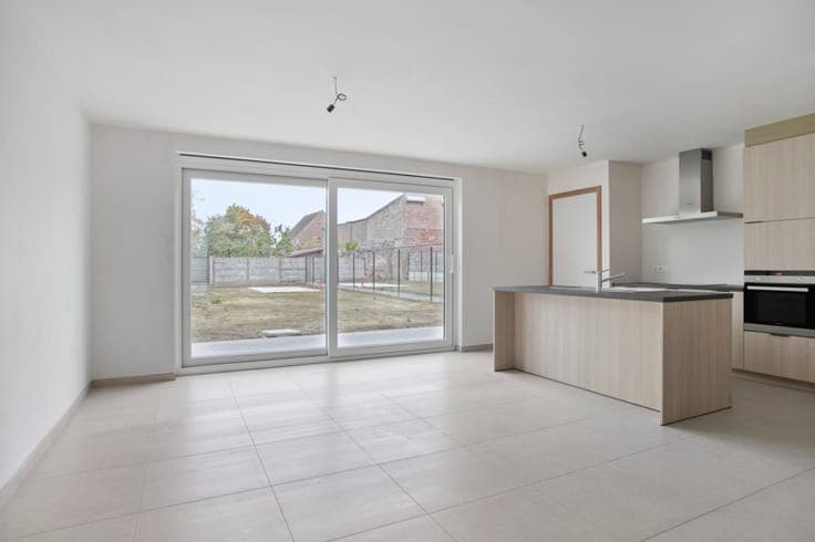 Prachtige, verrassend ruime nieuwbouwwoning met 3 slaapka...