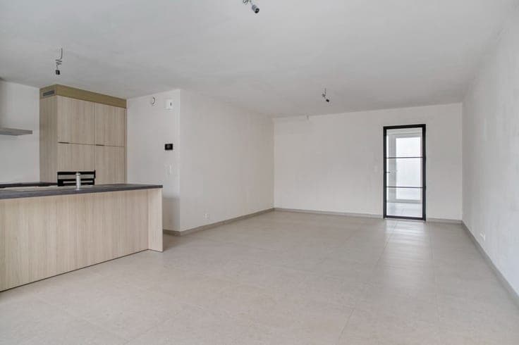 Prachtige, verrassend ruime nieuwbouwwoning met 3 slaapka...
