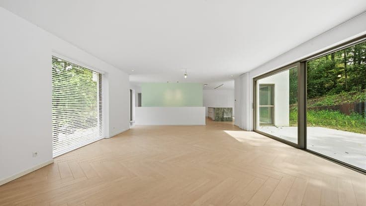 Exclusieve energiezuinige recente villa van 305m² op 14a6...