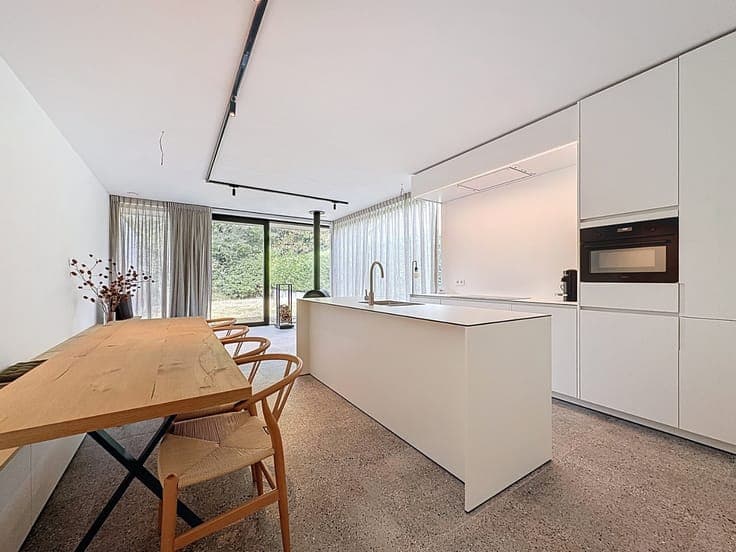 Moderne nieuwbouwwoning te Sint-Idesbald.