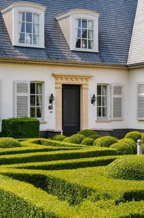 A villa full of character with a practice space in De Pinte