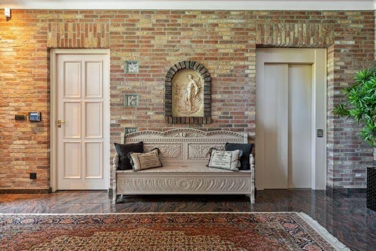 Exclusive and majestic villa on an exceptional estate of 3,