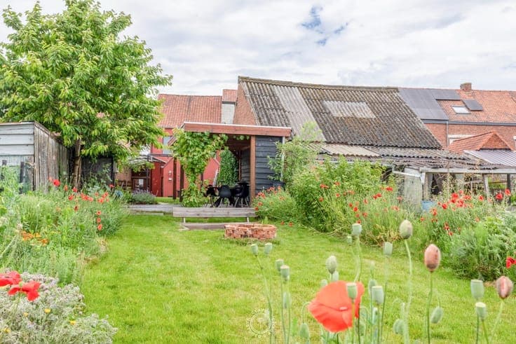 Woning te Kruibeke met drie slaapkamers en een prachtig u...
