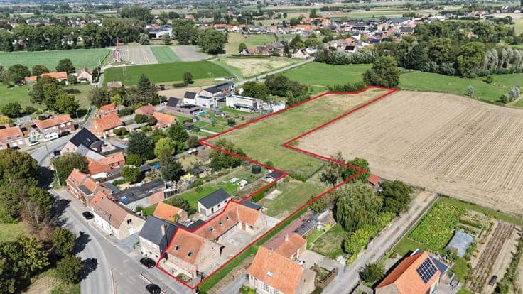 Unieke eigendom op ruim 6 500 m², 281 m² bewoonbare opper...