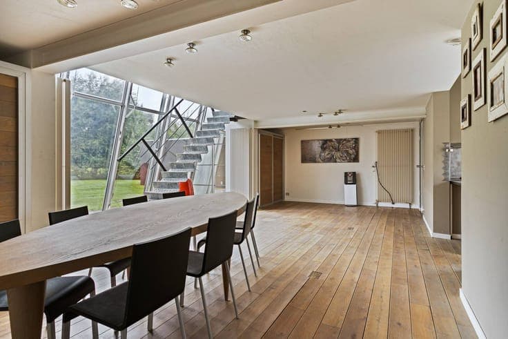 Spacious villa with practice space for sale in Sint-Baafs-Vi