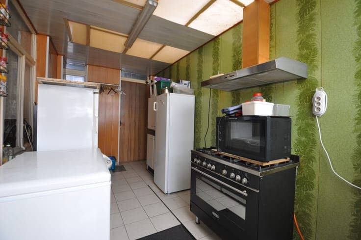 Ruime woning met renovatiepotentieel te Oostende