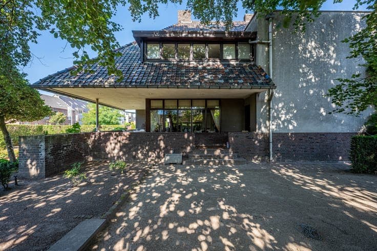 Interbellum villa in Bree centrum