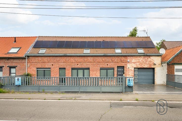 Renovated family home on 17 ares in Néchin
