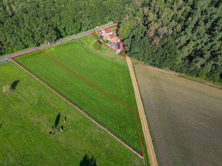 KARAKTERVOLLE WONING OP 41,73 ARE TE OPGLABBEEK