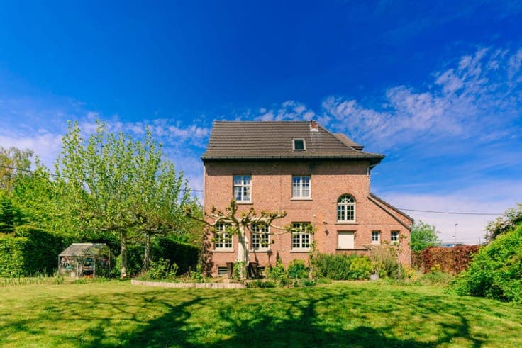 Romantic country house with paradise garden and swim pond