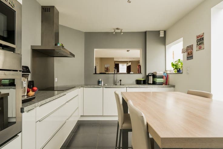 House with 3 bedrooms, solar panels and battery in Duffel