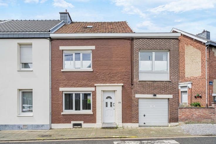 Lovely 3-bedroom house in Chenée!