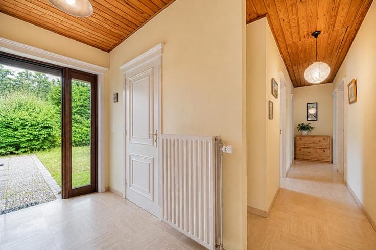 Villa de plain-pied 3 chambres, garage, terrasses et jardin
