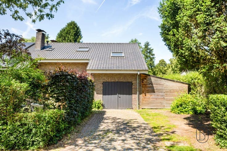 Charming villa in a prime location in Deurle