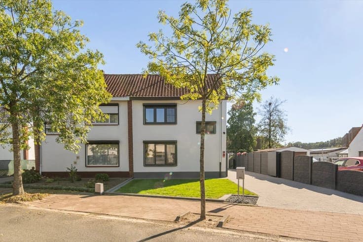Sale - House Houthalen-Helchteren - 315,000 €