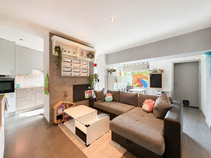 Te koop, gerenoveerde woning met stadstuin in hartje Zott...