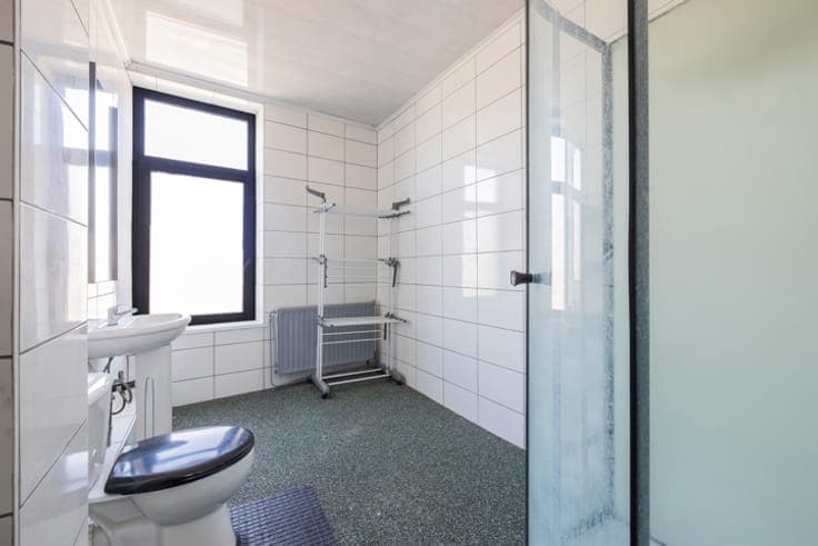 Investment package: house, shared accommodation and studio