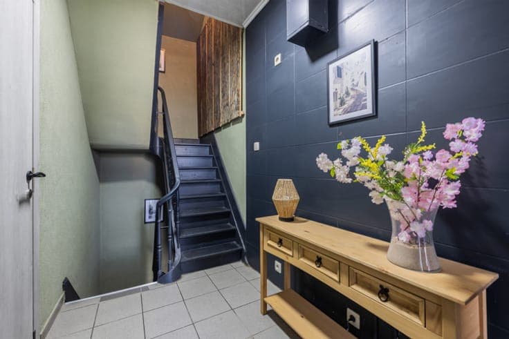 Investment package: house, shared accommodation and studio