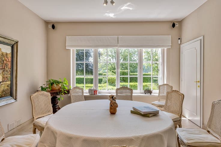 Exclusieve villa in het Leiepark met zicht op de Leie en ...