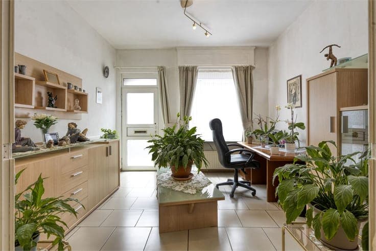 VERZORGDE ENERGIEZUINIGE BURGERWONING met tuin, GARAGE A...