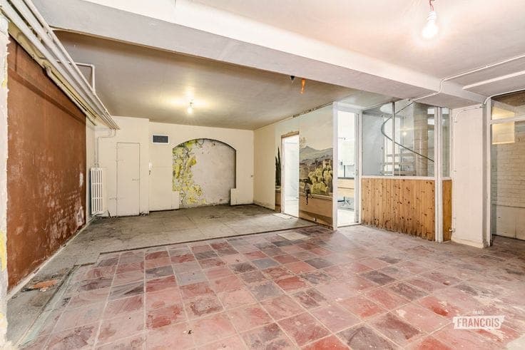 Beautiful atypical property with numerous possibilities in …