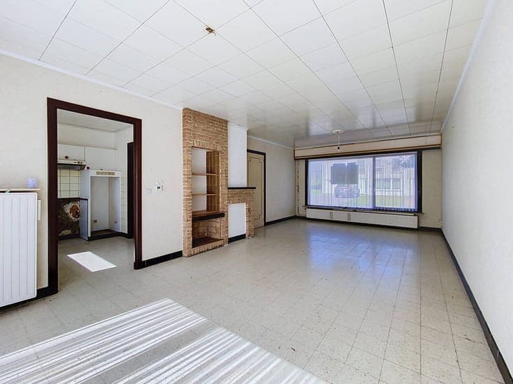 5 bedroom house to renovate with garden for sale in Heist