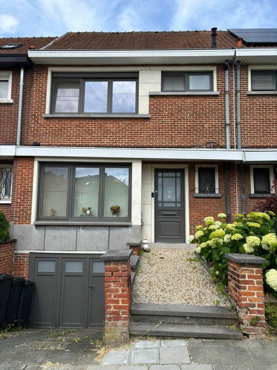 Charming house with a garden, move-in ready!