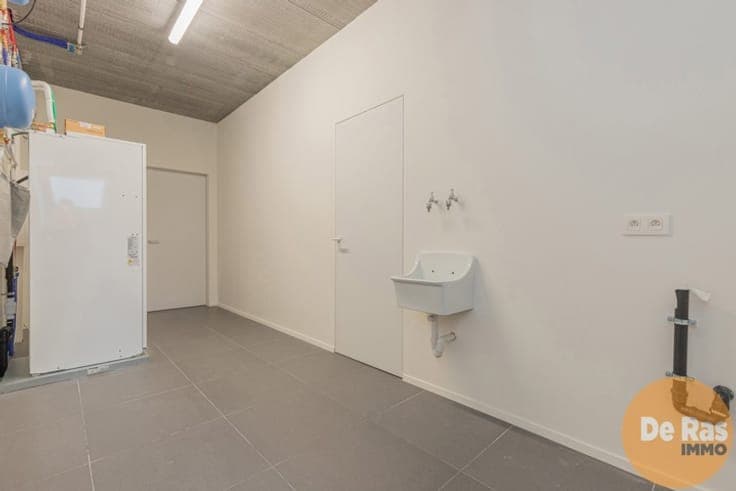 EREMBODEGEM - Nieuwbouw met 3 kamers, dubbele garage en tuin