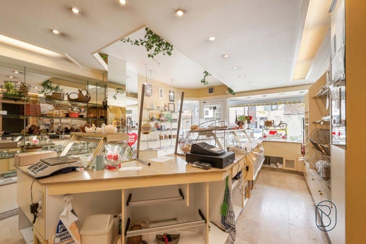 Versatile commercial property with spacious residence