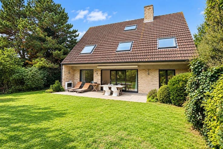 Charmante villa met renovatiepotentieel nabij Oosthoekplein