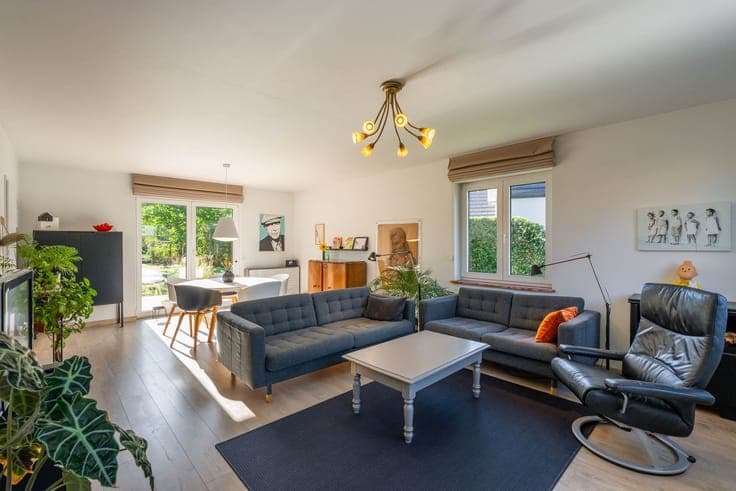 Rustig gelegen en vrijstaande woning met 3 ruime slaapkam...