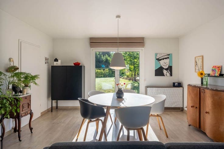 Rustig gelegen en vrijstaande woning met 3 ruime slaapkam...