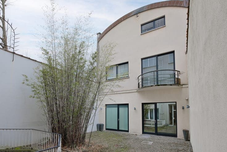 Châtelain: Beautiful 3 bedrooms house, courtyard and terrace