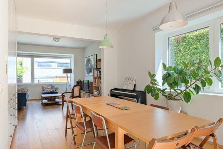 Chant d'oiseau: Passive House S-W Garden Profession Practice