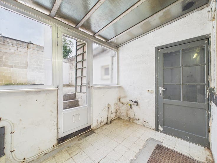 2-Bedroom House with GARDEN