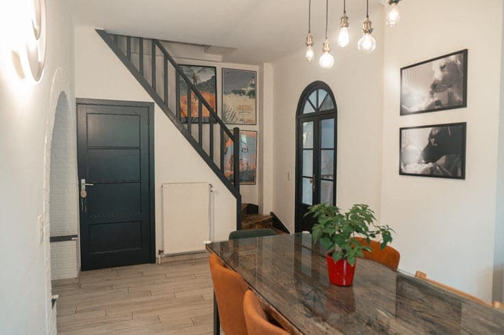 3 bed house in Court-Saint-Étienne, 172m²