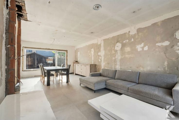 Spacious family home with a renovated interior