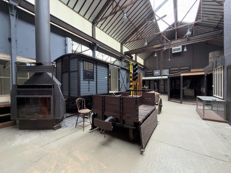 Uniek historisch pand van 700 m² op toplocatie aan afrit ...