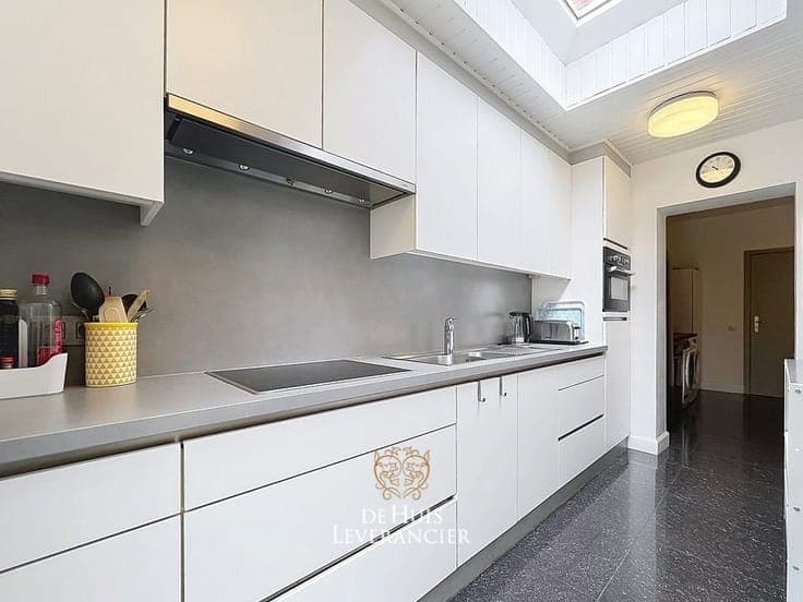 Instapklare rijwoning met tuin op rustige ligging te koop...