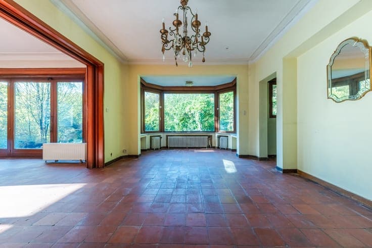 Property with preserved charm on 54 ares